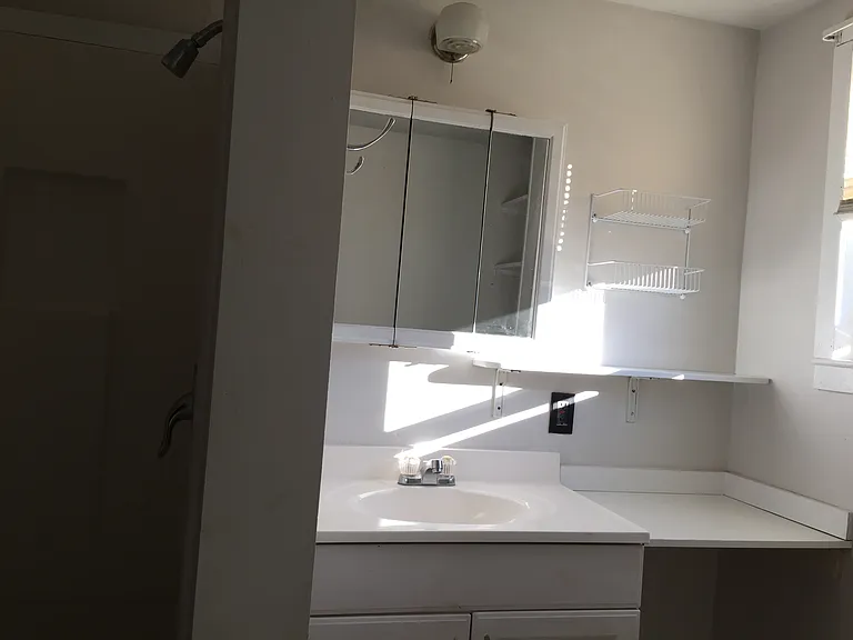 902 Stillwater Ave — Photo 11