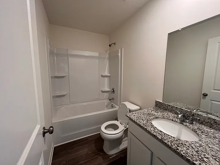 235 Isabella Way — Photo 11