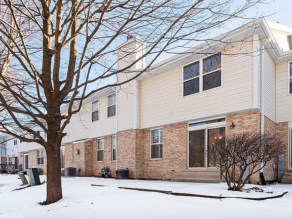 2nd image of 3037 Tangley Oaks Trl