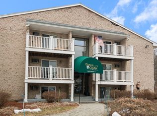 200 Manning St APT 15A, Hudson, MA 01749