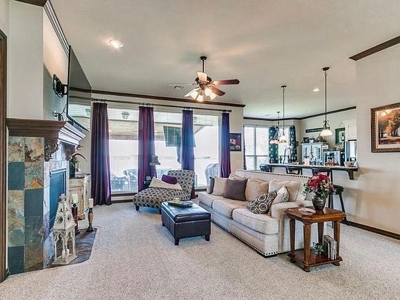 3rd image of 8405 Heather Glen Dr