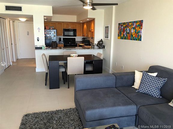 4th image of 6900 Bay Dr APT 11E