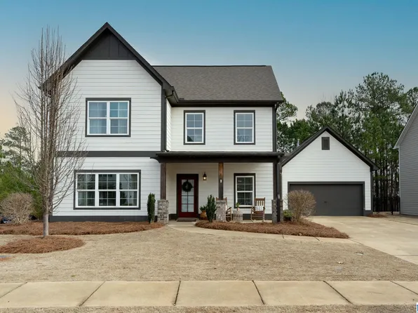 305 Lakeridge Dr, Trussville, AL 35173