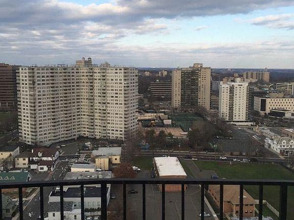 2nd image of 1590 Anderson Ave APT 22D