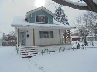 8412 McKinley Ave, Center Line, MI 48015