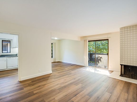 2nd image of 1959 Desert Cir #4