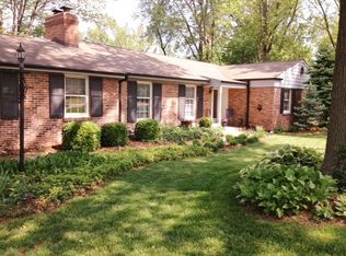 403 Geyer Forest Dr, Saint Louis, MO