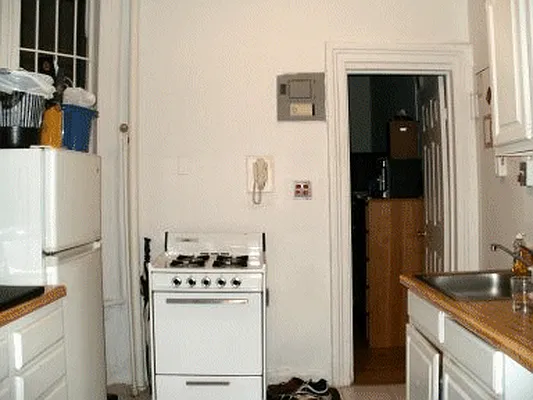 Rented by Prince Real Estate Associates LLC | media 29