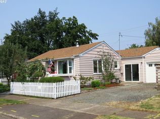 2540 East St, Springfield, OR 97477