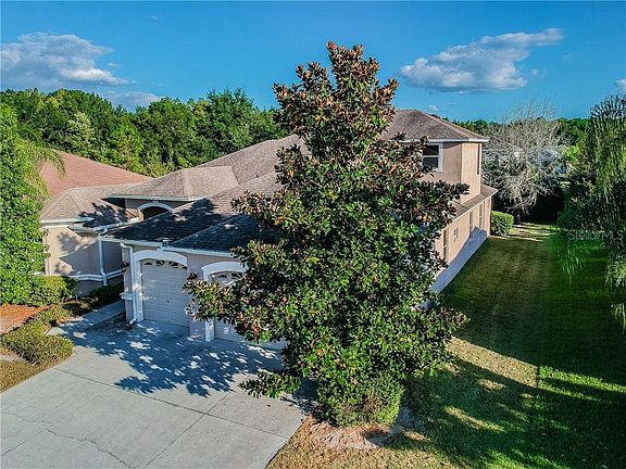 2nd image of 1440 Beaconsfield Dr