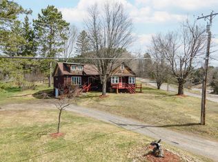 645 E Hunter St, Iron River, MI 49935