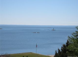 24 Harbour Vlg, Branford, CT 06405