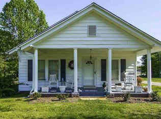 306 W Oconee St, Chesnee, SC 29323