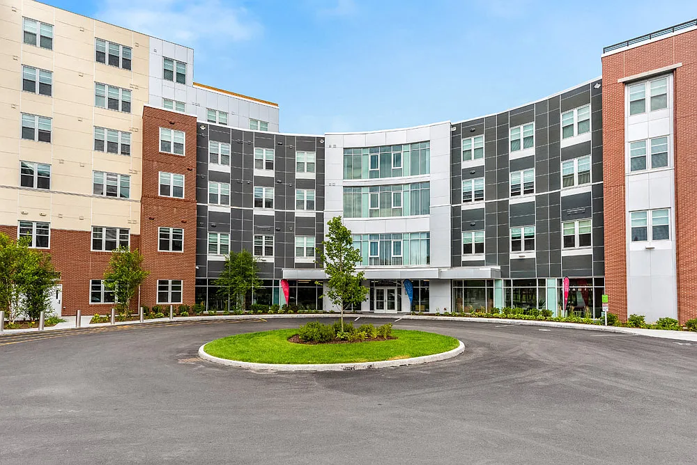 Station Row Apartments — Photo 3