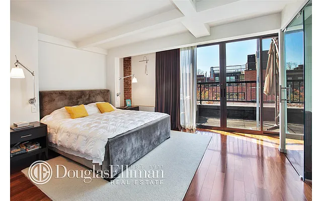 Sold by Douglas Elliman | media 24