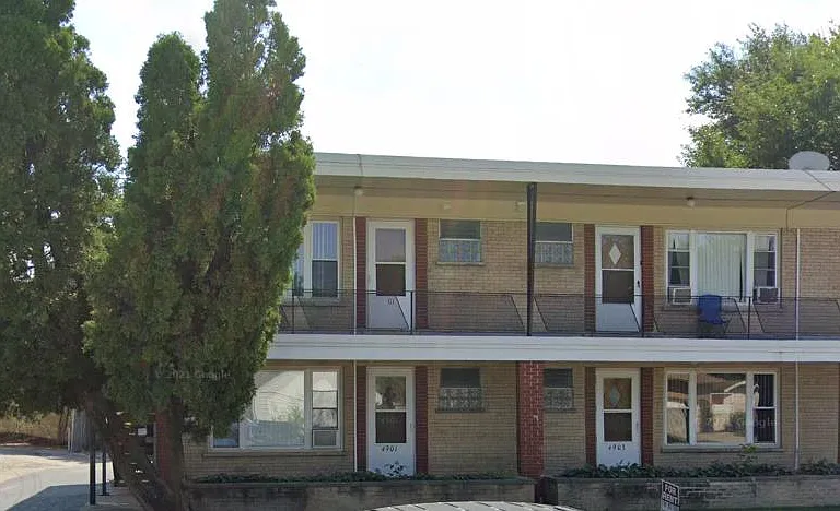 4903 W Columbus Dr #1 — Photo 2
