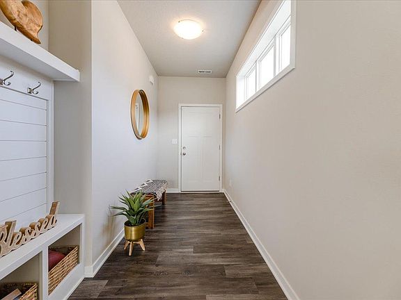 Entry Way With Built In Coat Hanger