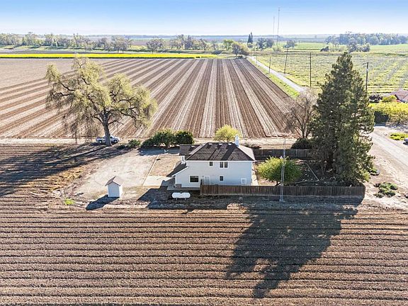 5th image of 8711 Fruchtenicht Rd