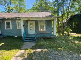 322 Ash St #A, Conway, AR 72034