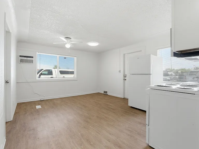 1597 Reed St — Photo 7