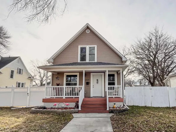 2117 16th St, Columbus, NE 68601