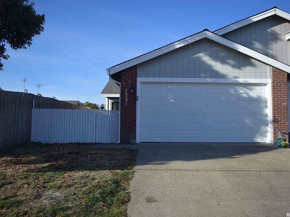 1st image of 7221 La Luna Ct