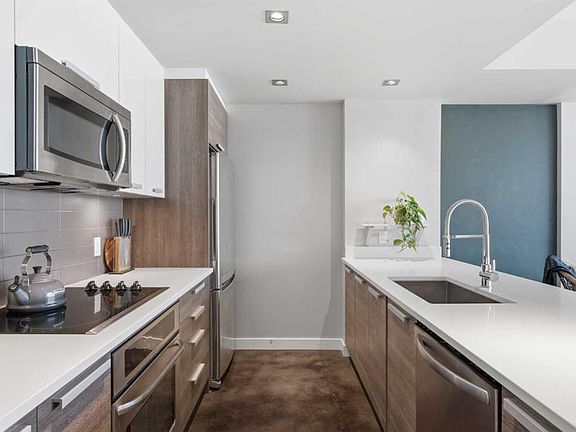 4th image of 235 E 9a St NW #506