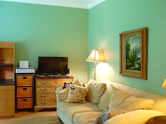 3rd image of 7992 Hidden Oak Ct