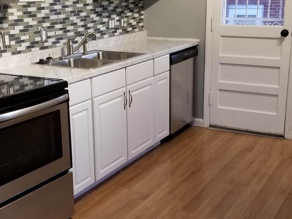1st image of 8292 Royal Heights Dr