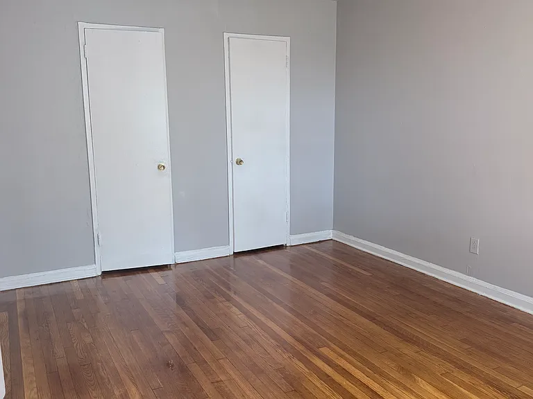 716 Sanford Ave #B — Photo 11
