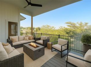 8824 Freedom St, Lenexa, KS 66227