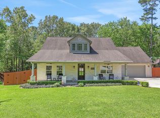 50 Prince Cir, Coldspring, TX 77331