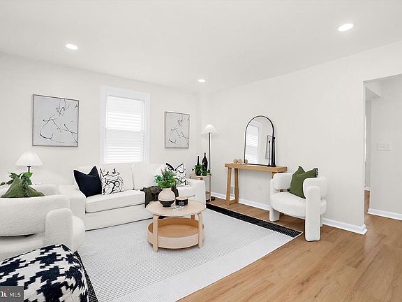 3rd image of 405 Linda Ave