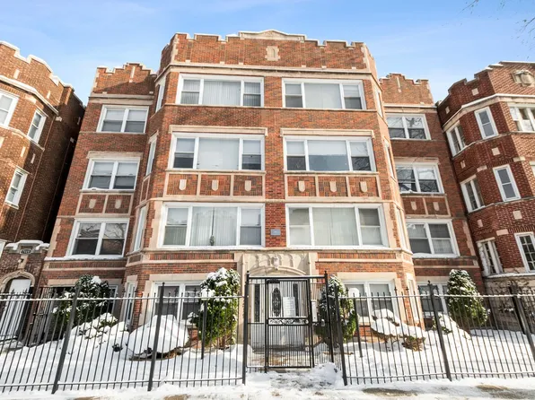 7521 S. Essex Avenue, 7521 S Essex Ave #3S, Chicago, IL 60649