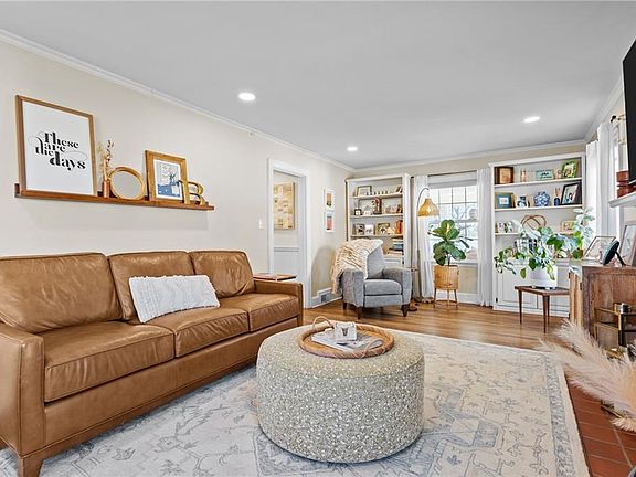 4th image of 21 Belgrade Ave
