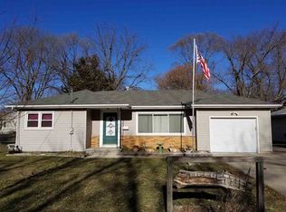 1420 Northey St, Waterloo, IA 50703