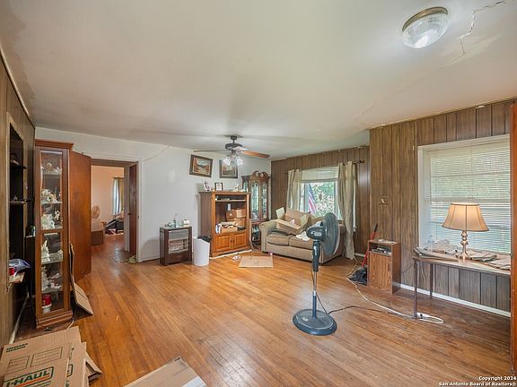 4th image of 506 Bonair Dr