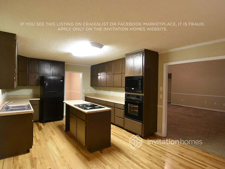 444 Kimberly Ct — Photo 4
