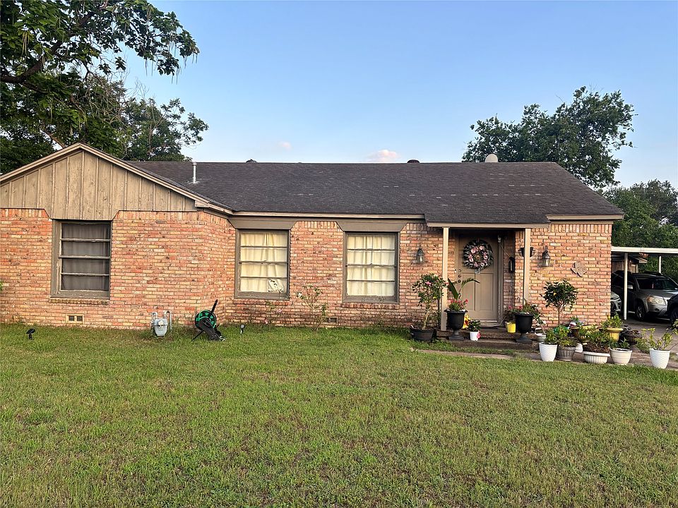 1st image of 1508 E Texas Ave