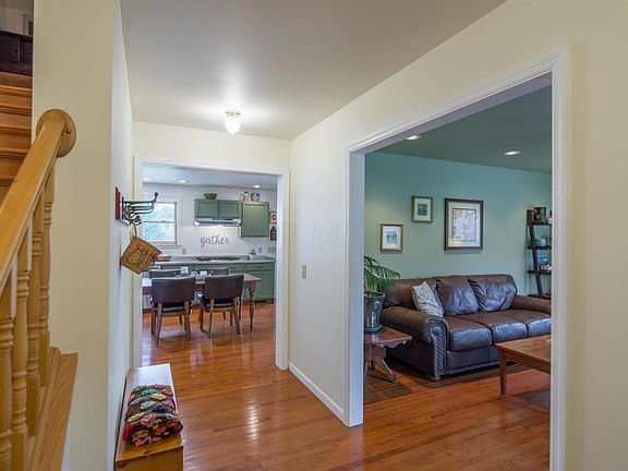 5th image of 1122 Lancaster Ave