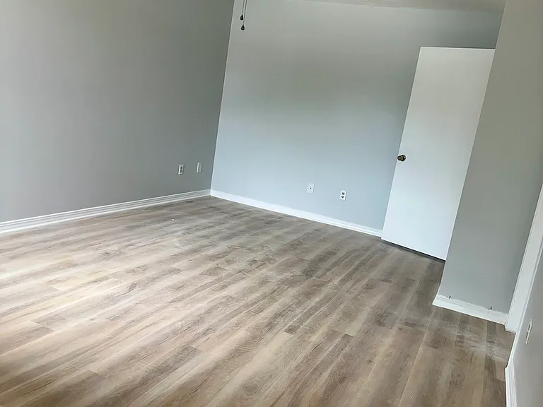 7604 Melissa Ct N — Photo 15
