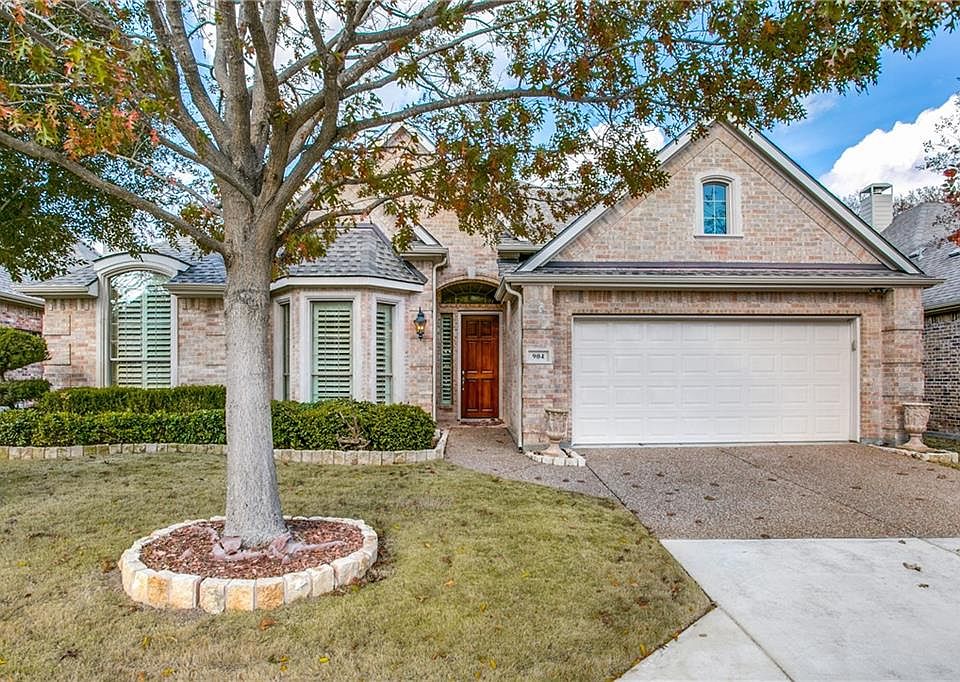 1st image of 904 Shoal Creek Dr