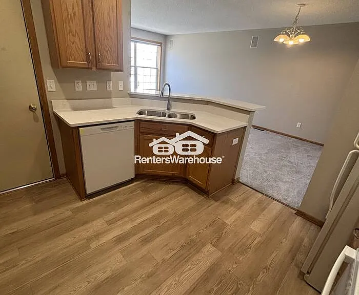 1905 Wildflower Ct — Photo 2
