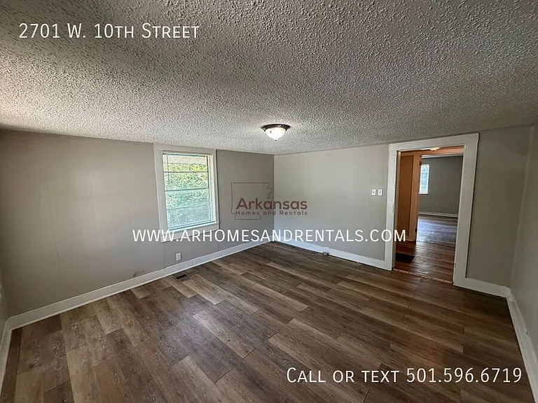 2701 W 10th St — Photo 3