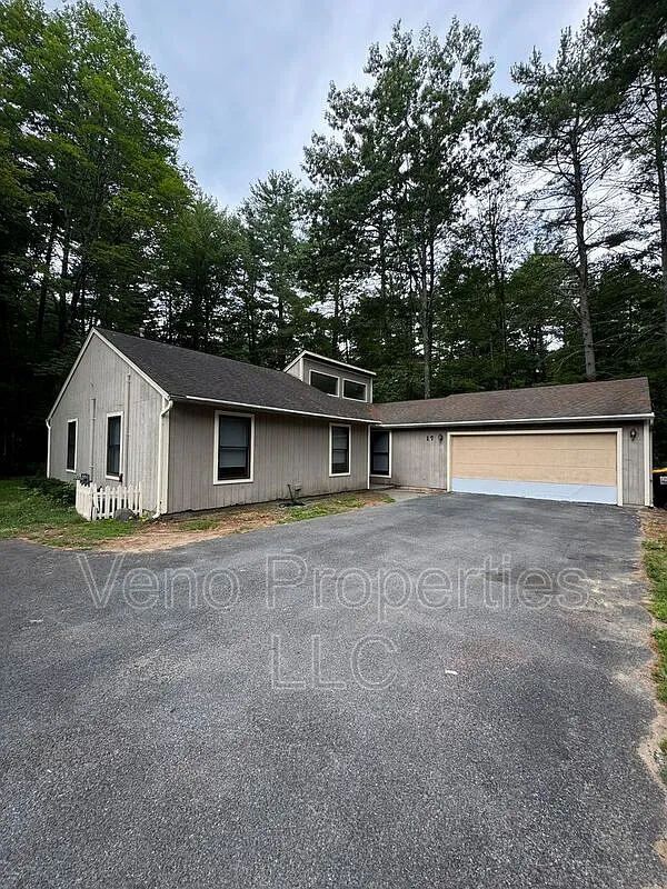 3 bed, 2.0 bath, 1500 sqft, $2,800 — Photo 3