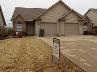 41 Ridgewood Island Ct, Madisonville, KY 42431