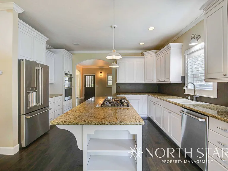 2525 NW High Lakes Loop — Photo 11