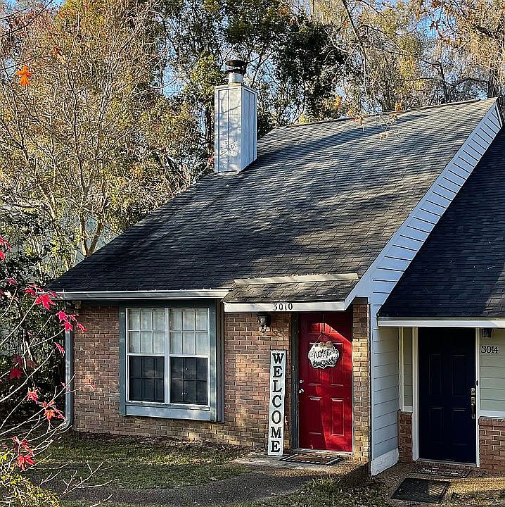 1st image of 3010 Richview Park Cir N