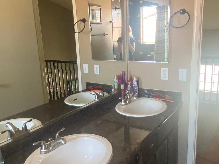 1317 Olvera Way — Photo 6