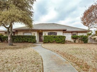 407 Edmonds Way, Desoto, TX 75115